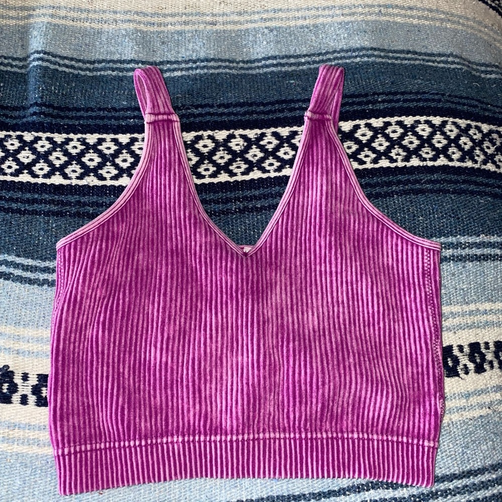 Zenana Washed Ribbed Cropped V-Neck Tank